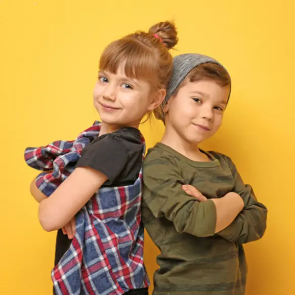 Mode für große und kleine Kinder